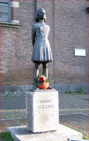 Anne Frank<BR>